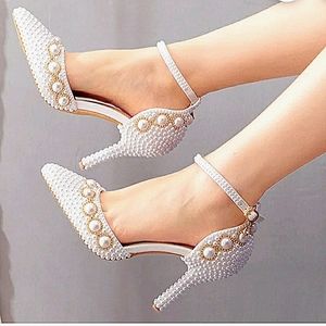 Brand new wedding bride shower shoes-heels. Pearl's rhinestones cream/gold sz 40